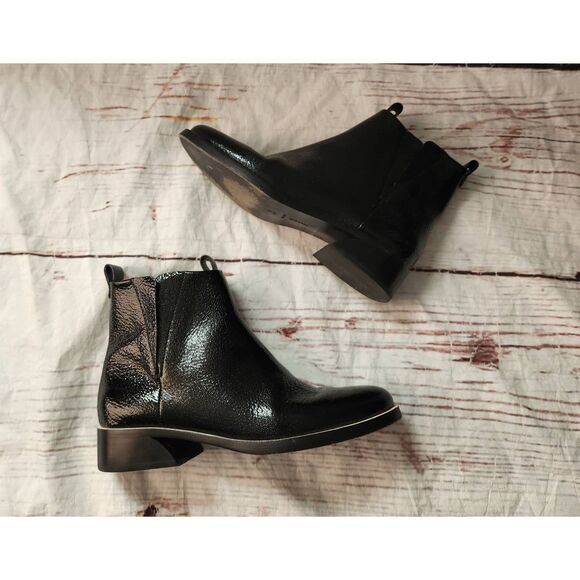 Mercedes Castillo Xandra Black Patene Leather Bootie Size 8.5 - Picture 1 of 7